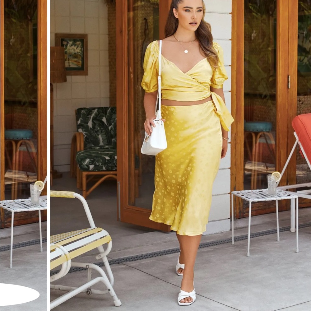 VICI - flower power satin midi skirt extra large. SKIRT ONLY